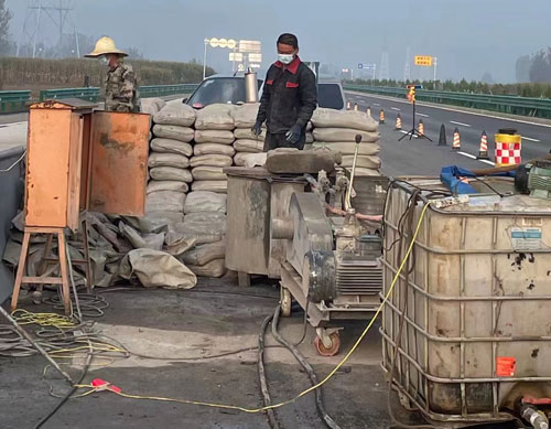 牡丹江高速公路高压注浆